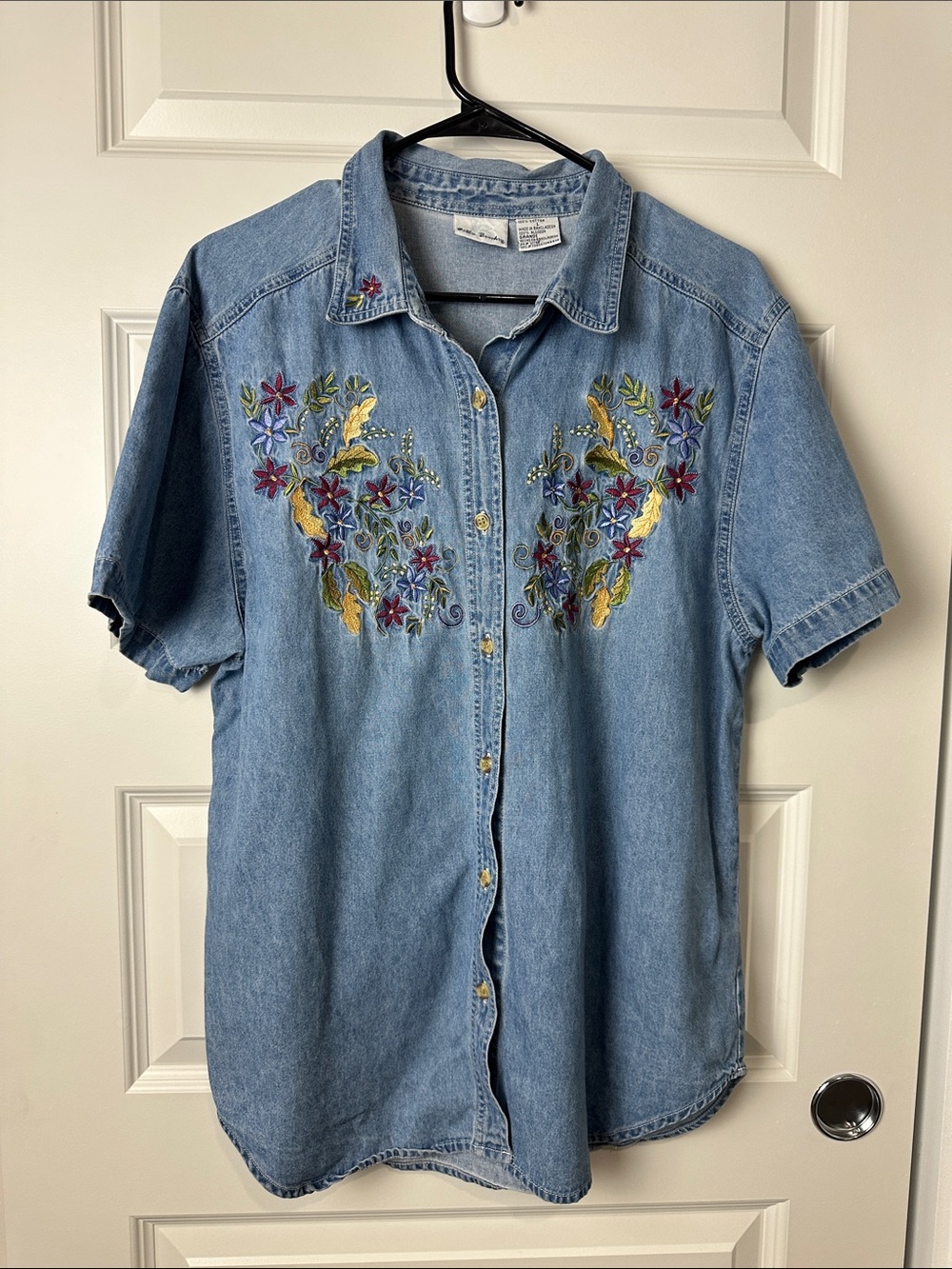 Embroidered Light Blue Denim Button-Up Shirt Lagenlook Large